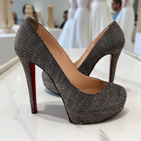 CHRISTIAN LOUBOUTIN Tweed Roundtoe Platform Pumps Heels Size 37.5 - Picture 1 of 7